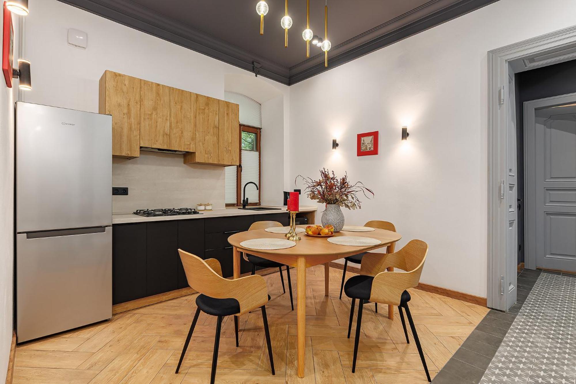 Grand Apartment Lviv Exterior foto